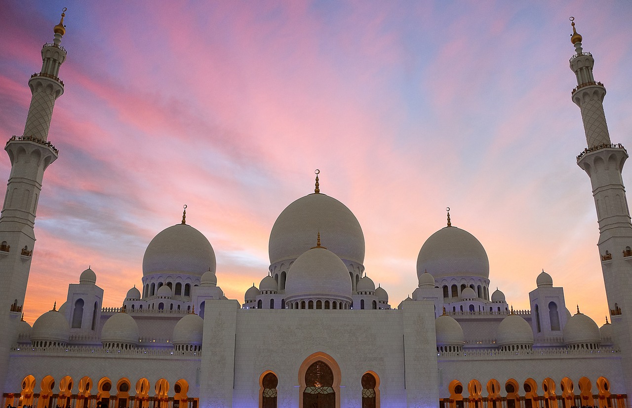 sheikhzayedmosque2410868_1280.jpg